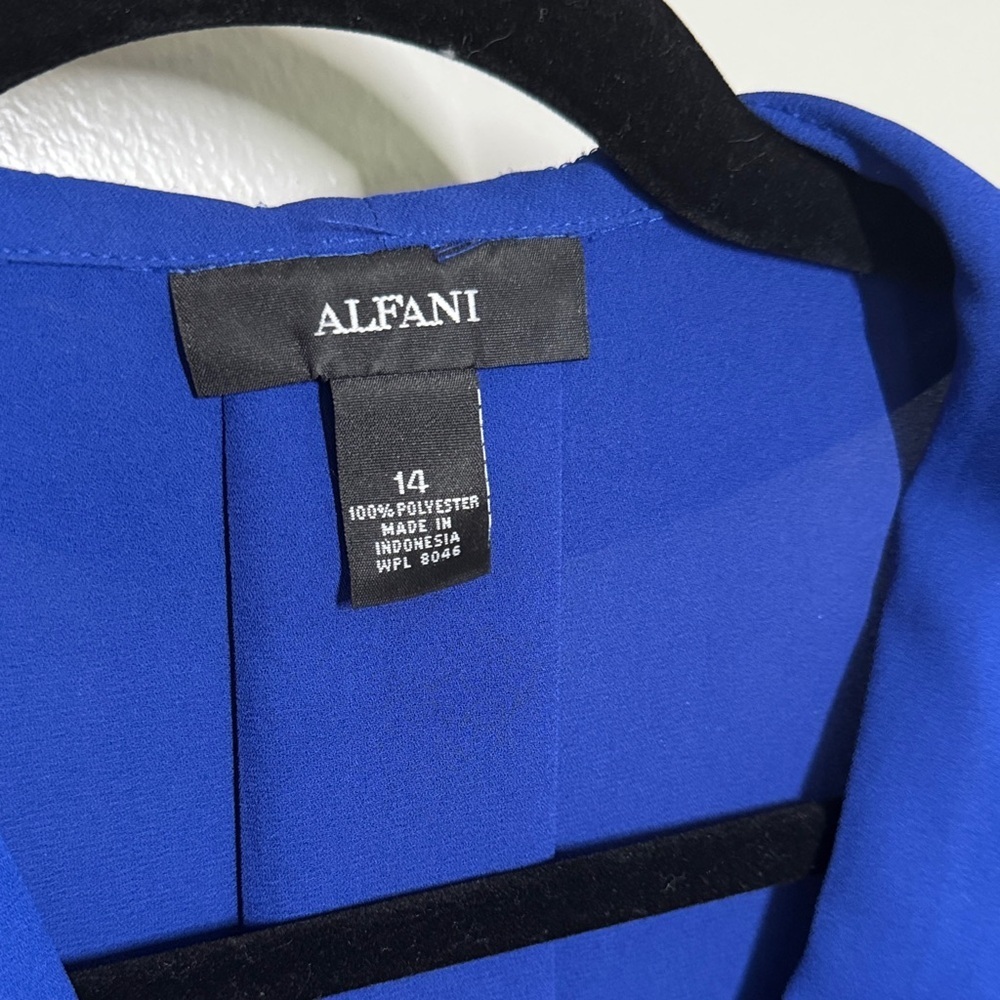 Alfani Women's Royal Blue Blouse - Picture 2 of 4